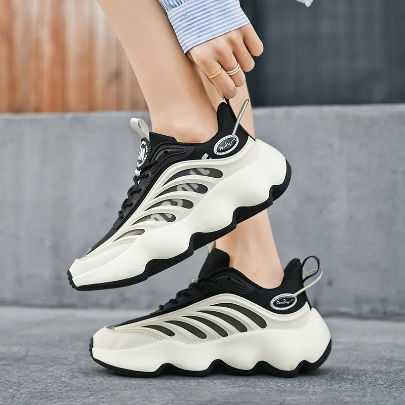 Zapatillas Urbanas Futuristas con Suela Ondulada